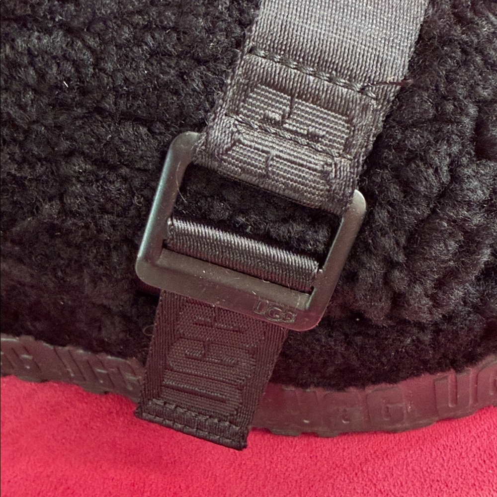 UGG Black Slippers - Picture 5 of 6